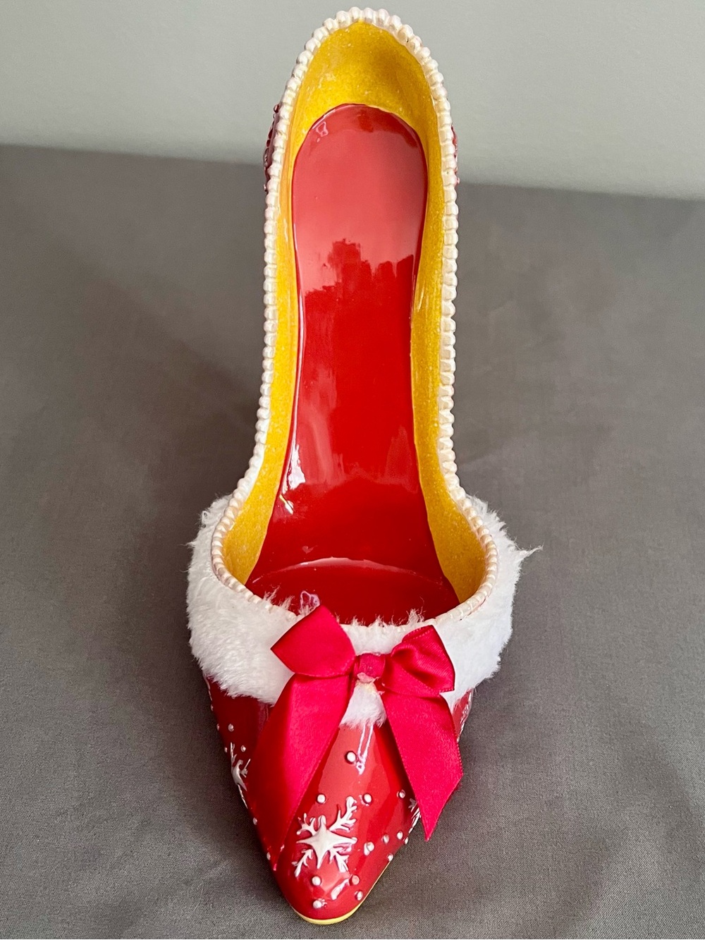 My Evergreen Festive Holiday Stiletto Slipper Heeled Bottle Holder 7”